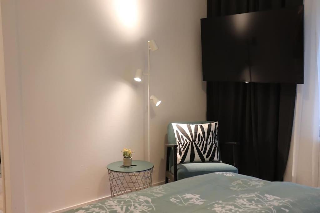 City Apartment Rudolf 26M2 Graz Bagian luar foto